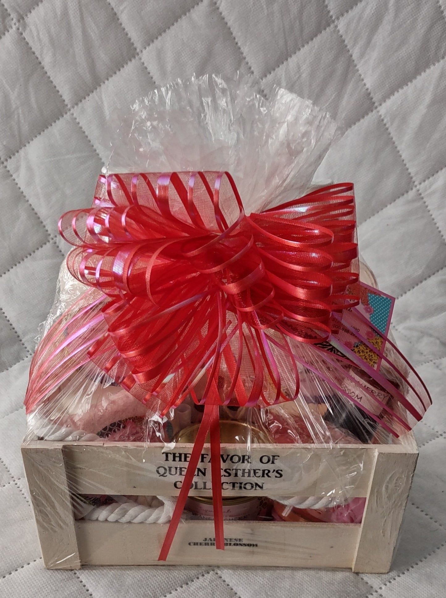 Sweet Strawberry Fragrance Hanging Crate Basket - 6 piece set