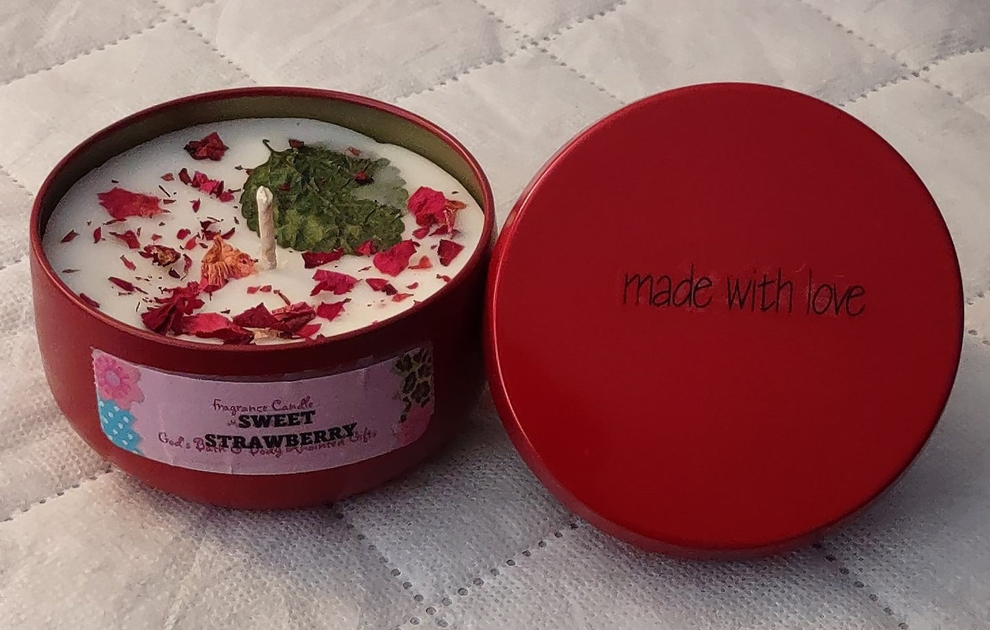 Sweet Strawberry - 8oz metallic tin can with lid